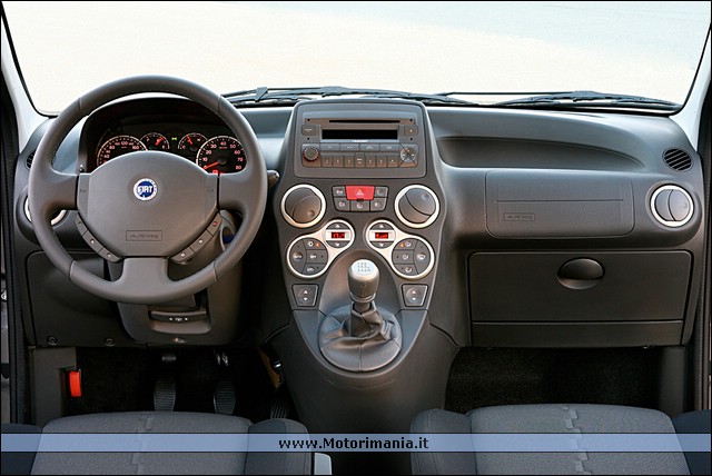 fiat_panda_100_hp_7_interni.jpg