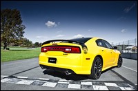 dodge_charger_srt8_super_bee_15.jpg